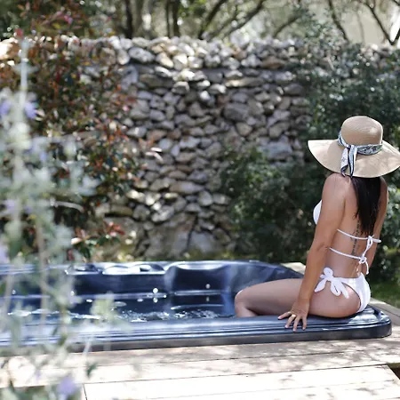 מלון Les Du Maquis בוניפסיו