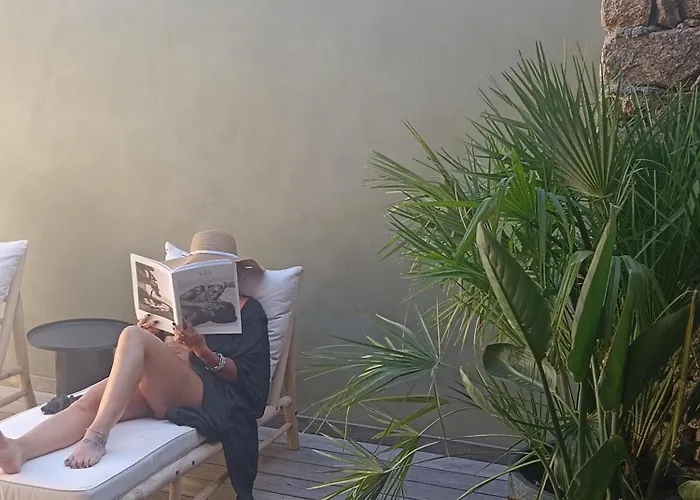 Les Du Maquis Hotel 4*