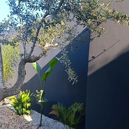 Les Du Maquis Hotell