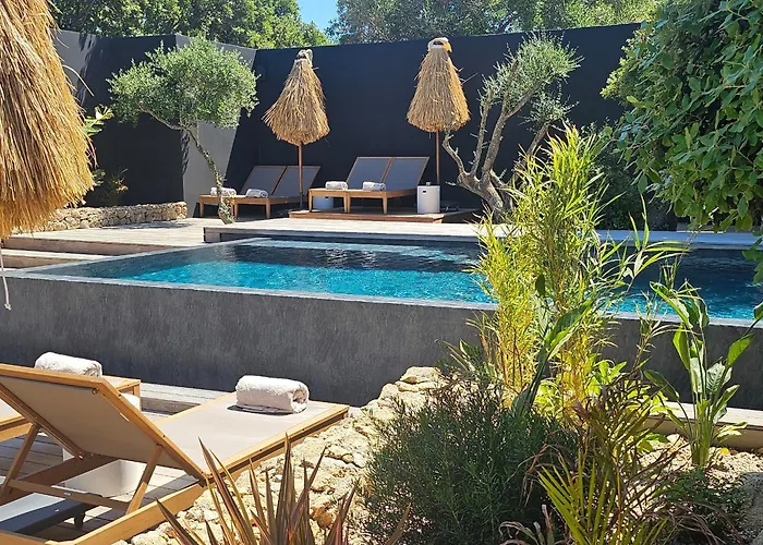 Les Du Maquis Bonifacio (Corsica)